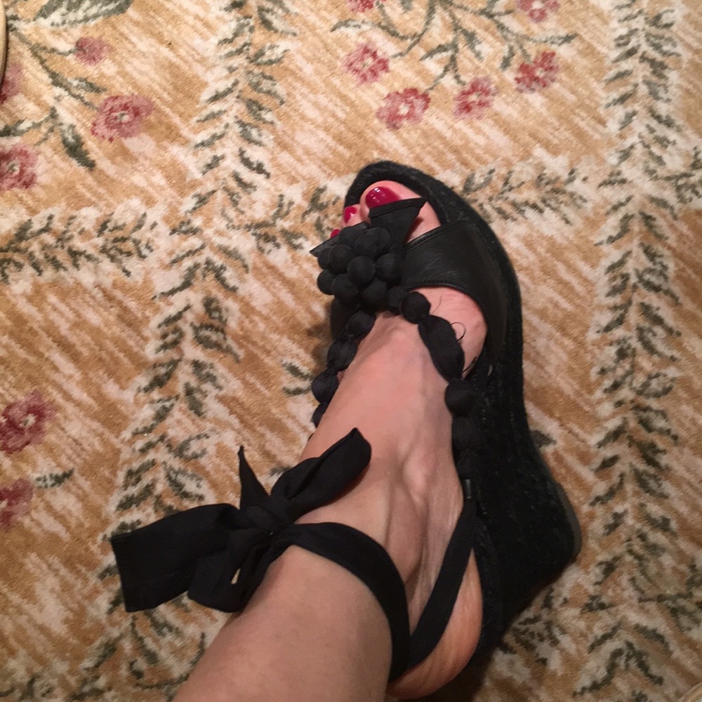 Italian trendy wedges